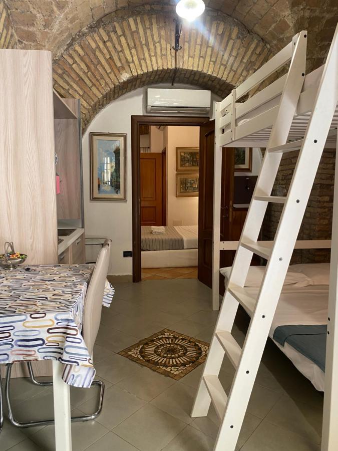 Mini Apartment Рим Екстер'єр фото